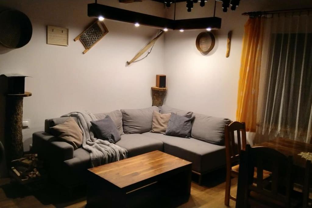 Swiety Spokoj Palesnica Экстерьер фото